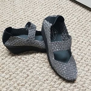 NWOT St. John's Bay silver wedge sandal